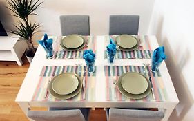 Quiet & Stylish Apartment In Vienna For 4 Guests
